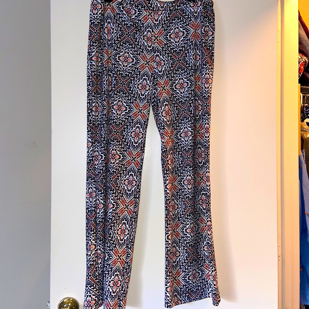 EUC Flowy Stretch Pattern Pull-On Pants